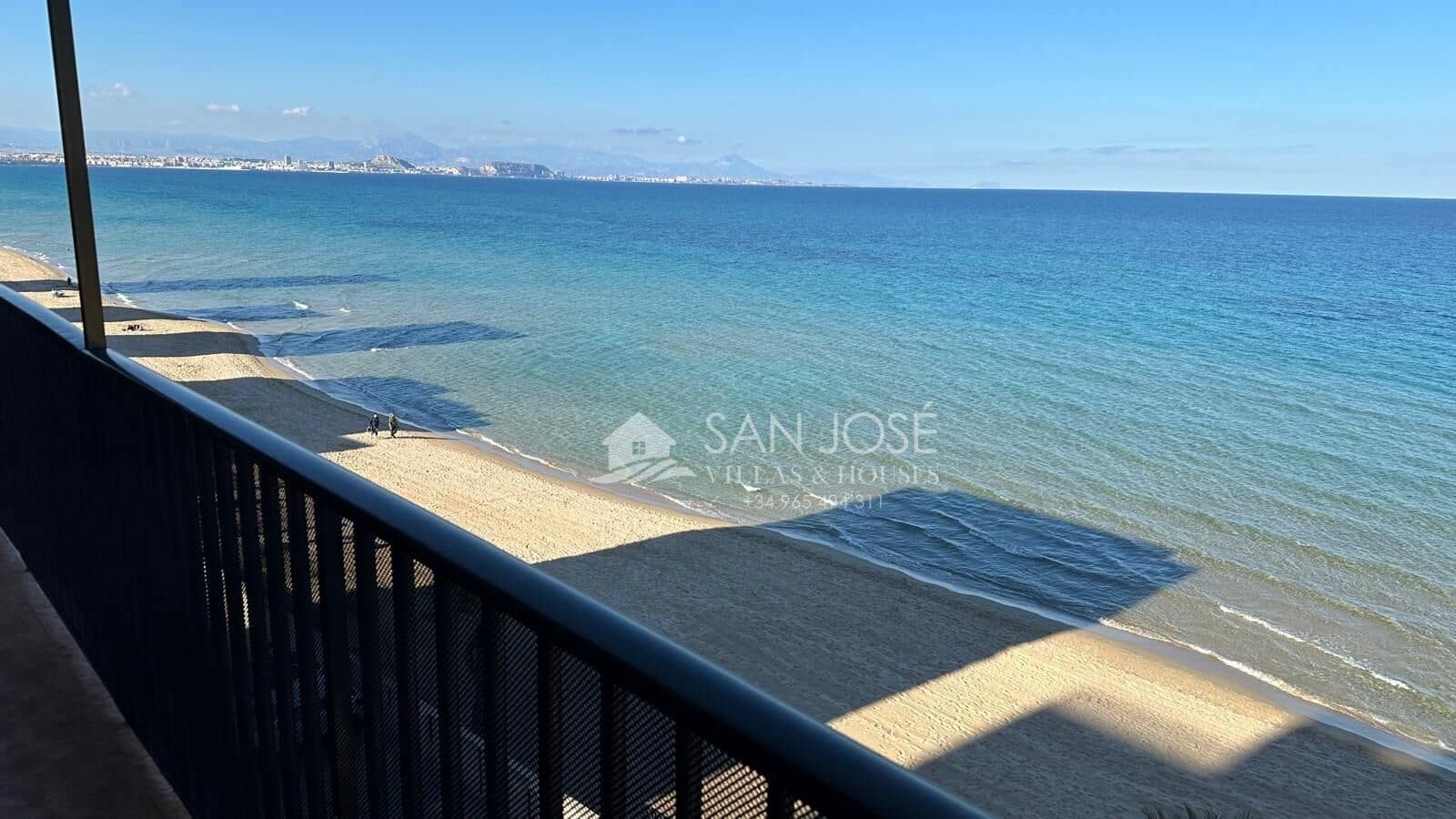 5 soverom Leilighet til salgs i Arenales del Sol - € 420 000 (Ref: 8952698)