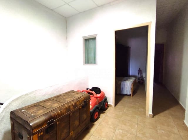 4 soveværelse Byhus til salg i Monforte del Cid med garage - € 127.000 (Ref: 8957313)