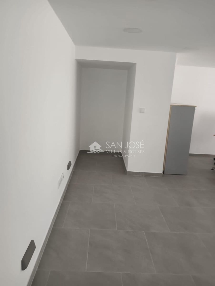 Bureau à vendre à Santa Pola - 199 000 € (Ref: 8972807)