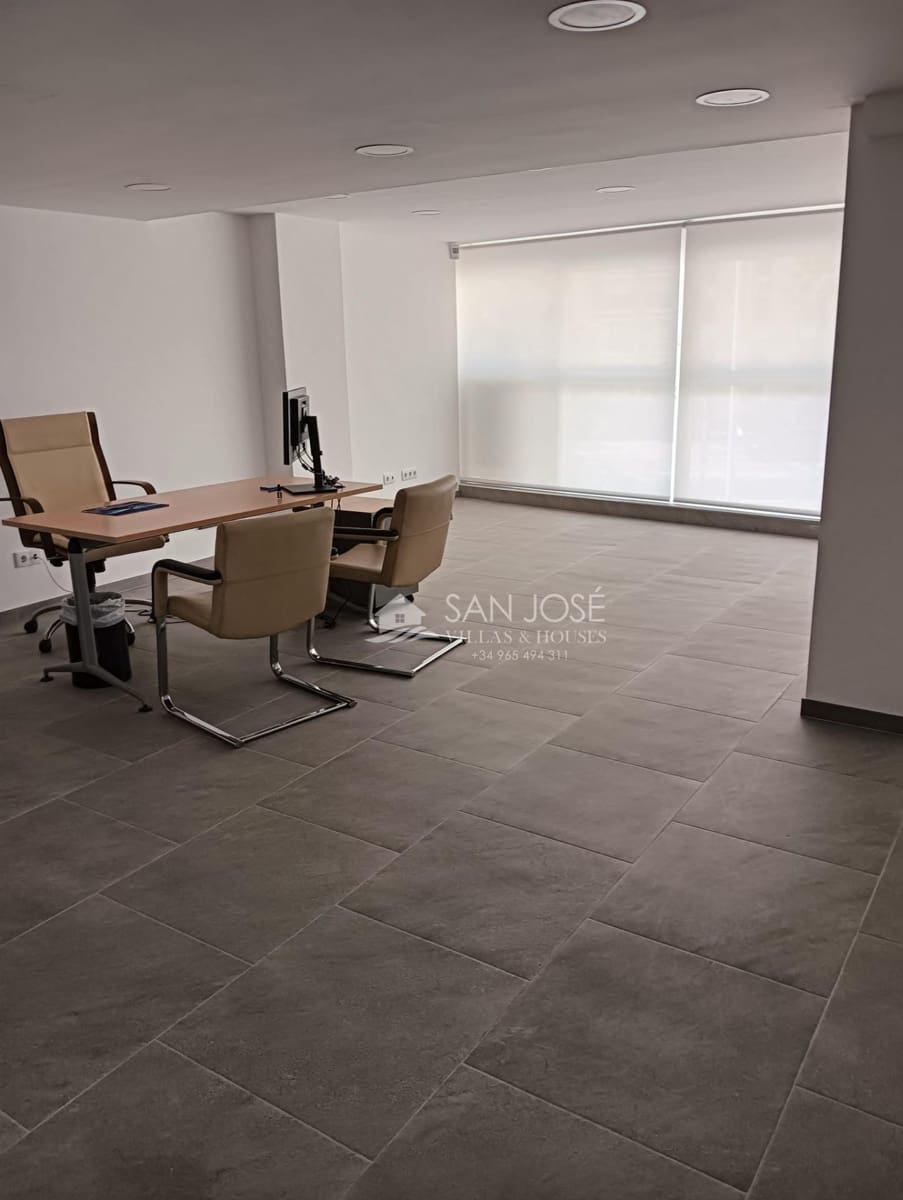 Bureau à vendre à Santa Pola - 199 000 € (Ref: 8972807)