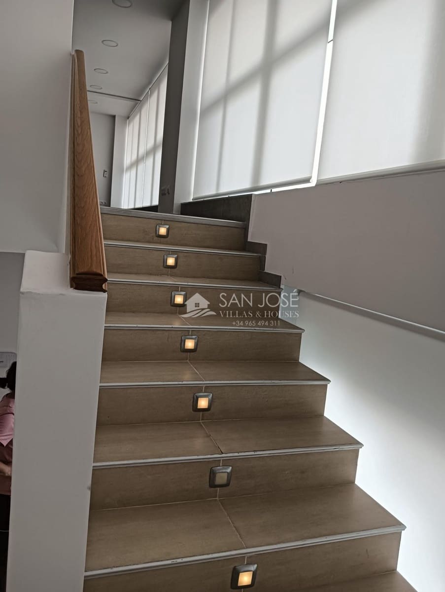 Bureau à vendre à Santa Pola - 199 000 € (Ref: 8972807)