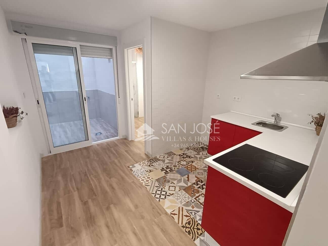 3 bedroom Flat for sale in Aspe - € 125,000 (Ref: 8972808)