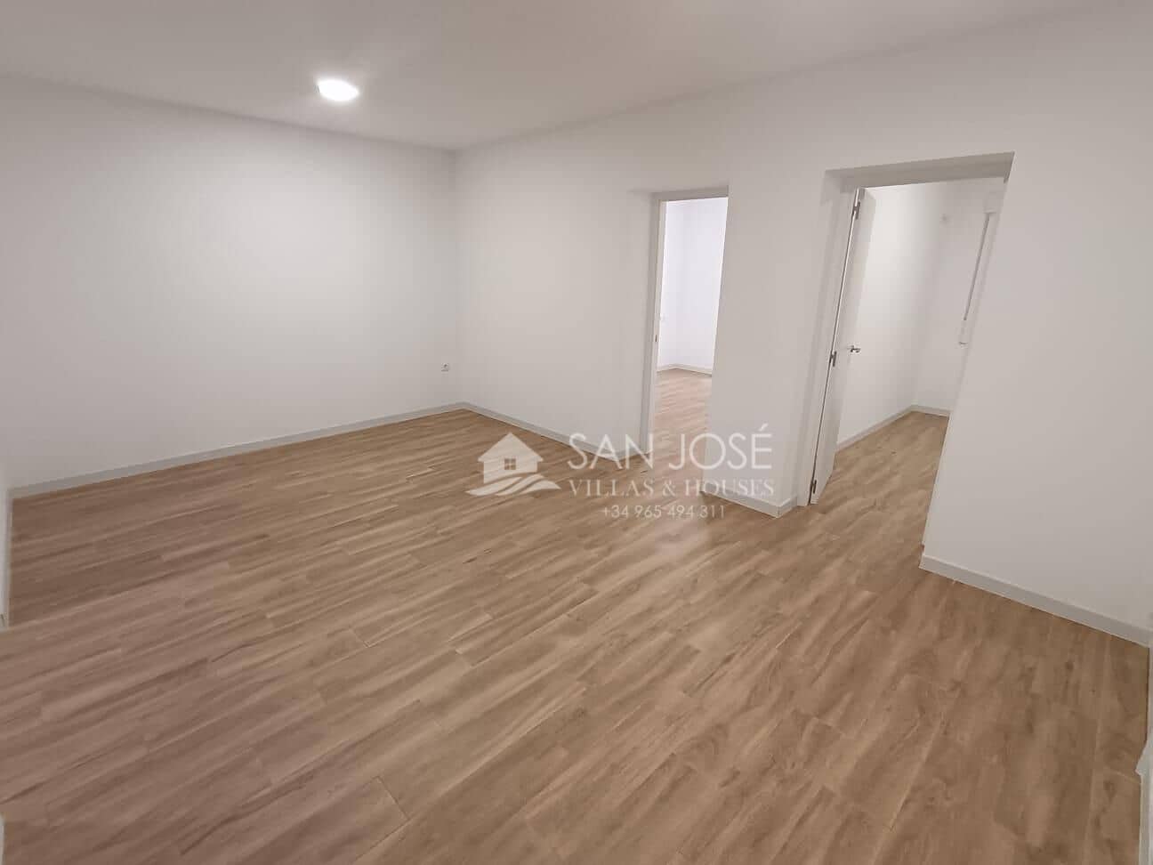 3 bedroom Flat for sale in Aspe - € 125,000 (Ref: 8972808)