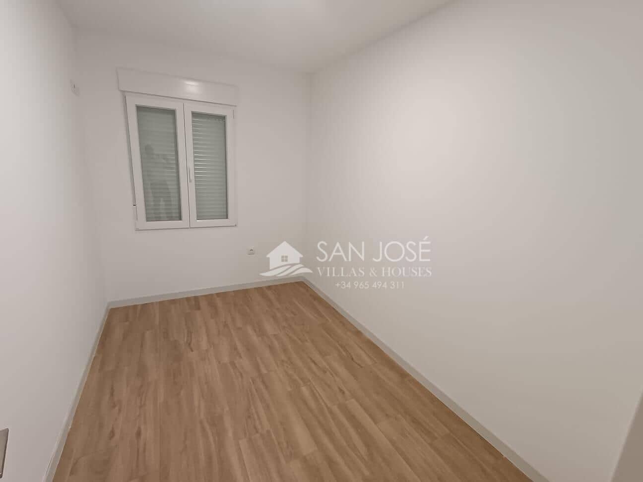 3 bedroom Flat for sale in Aspe - € 125,000 (Ref: 8972808)