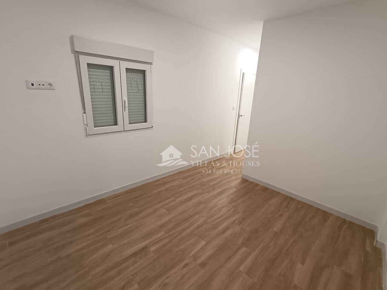 3 bedroom Flat for sale in Aspe - € 125,000 (Ref: 8972808)