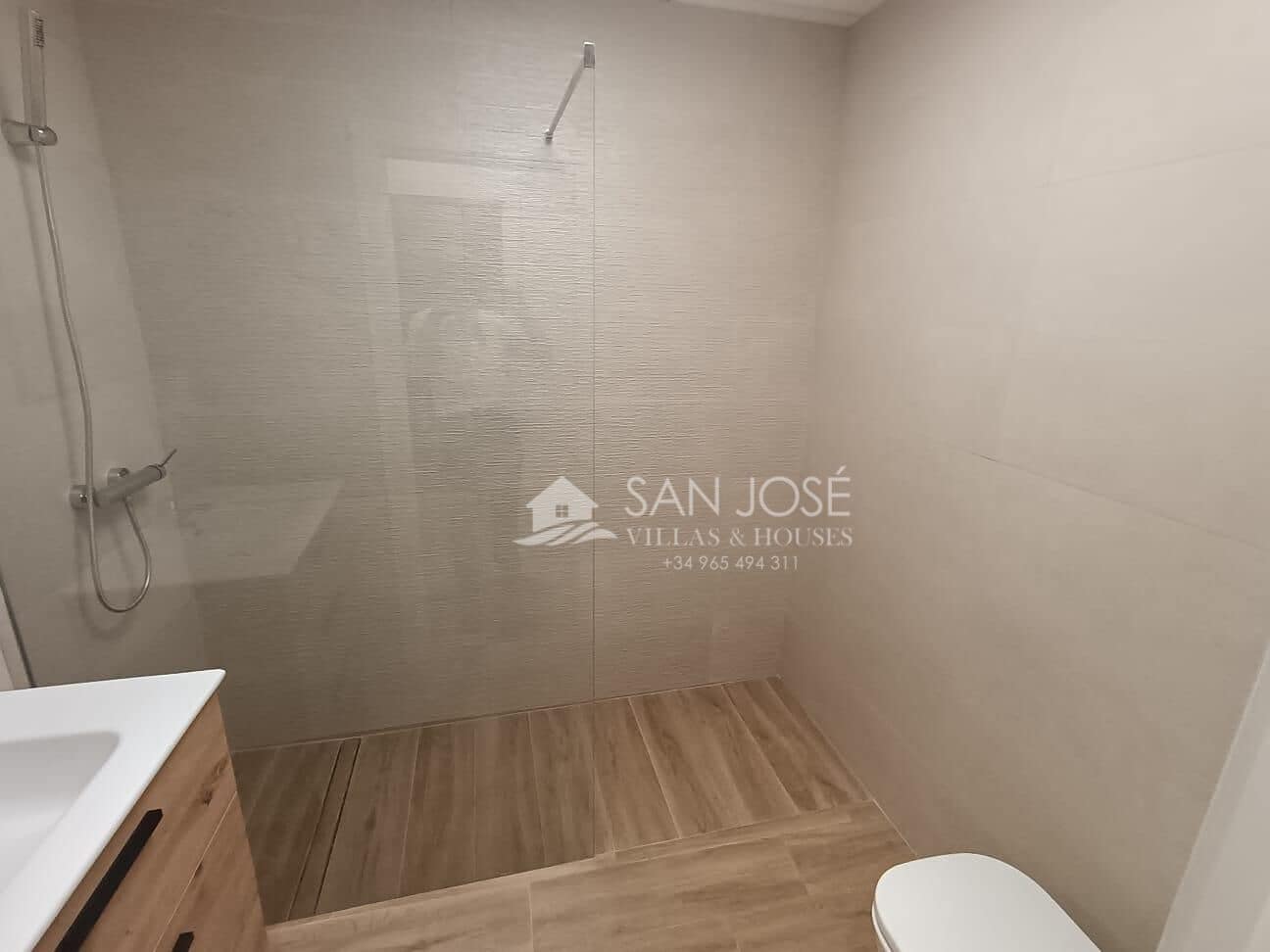 3 bedroom Flat for sale in Aspe - € 125,000 (Ref: 8972808)