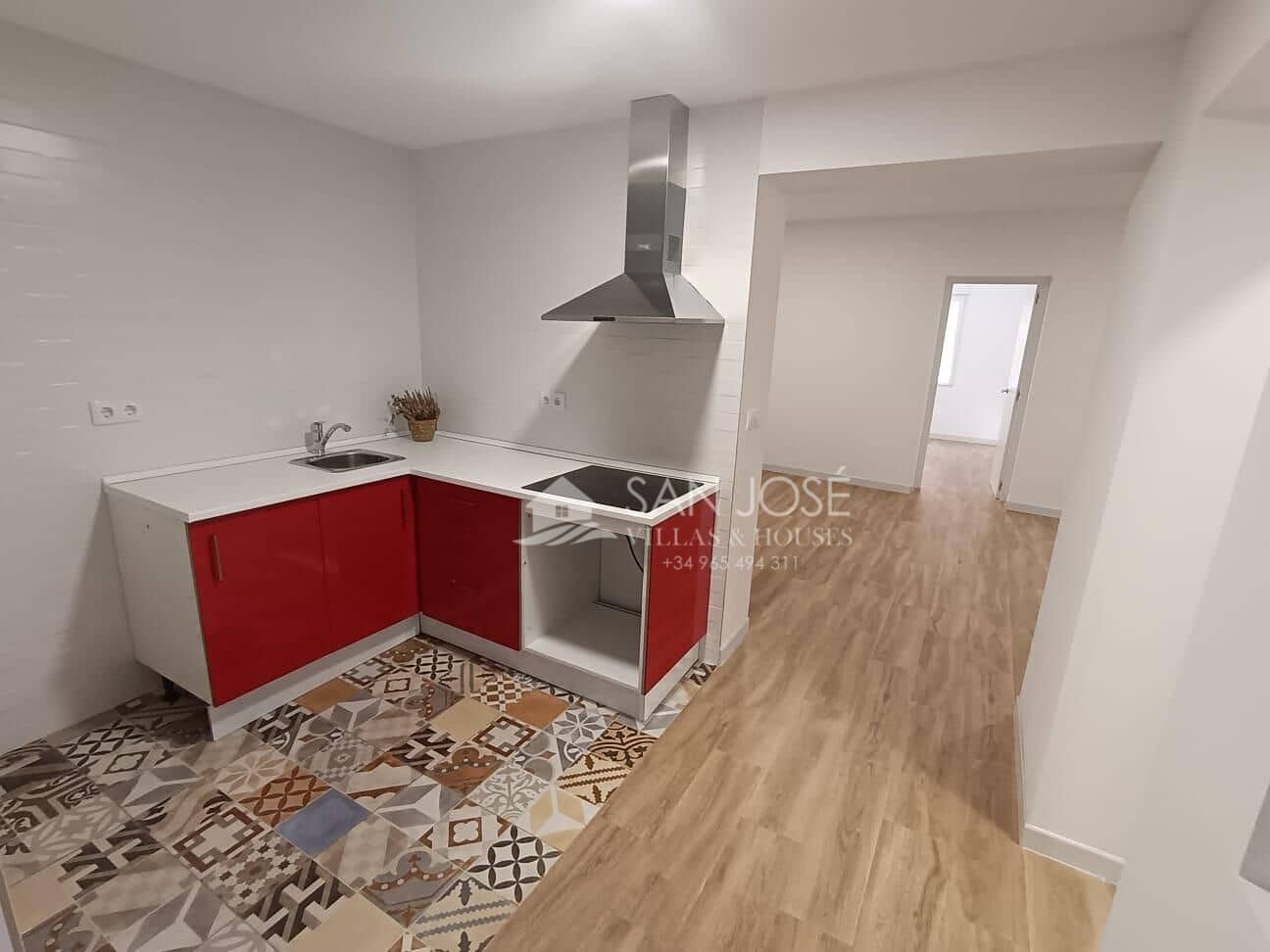 3 bedroom Flat for sale in Aspe - € 125,000 (Ref: 8972808)