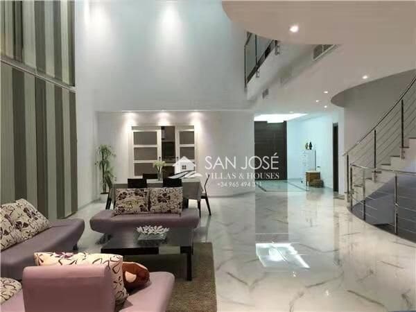 7 soveværelse Villa til salg i Matola med swimmingpool garage - € 992.000 (Ref: 8976329)