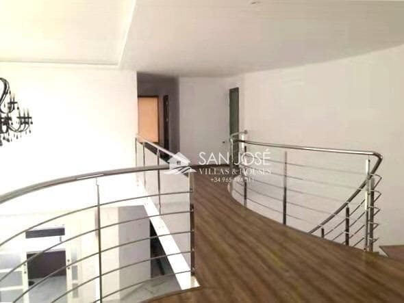 7 soveværelse Villa til salg i Matola med swimmingpool garage - € 992.000 (Ref: 8976329)