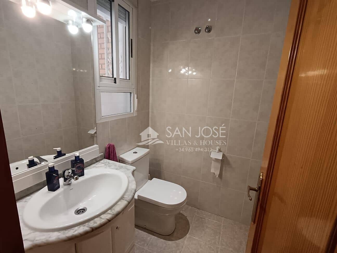 4 makuuhuone Rivitalo vuokrattavana paikassa Sax mukana 
autotalli - 750 € (Ref: 8981275)