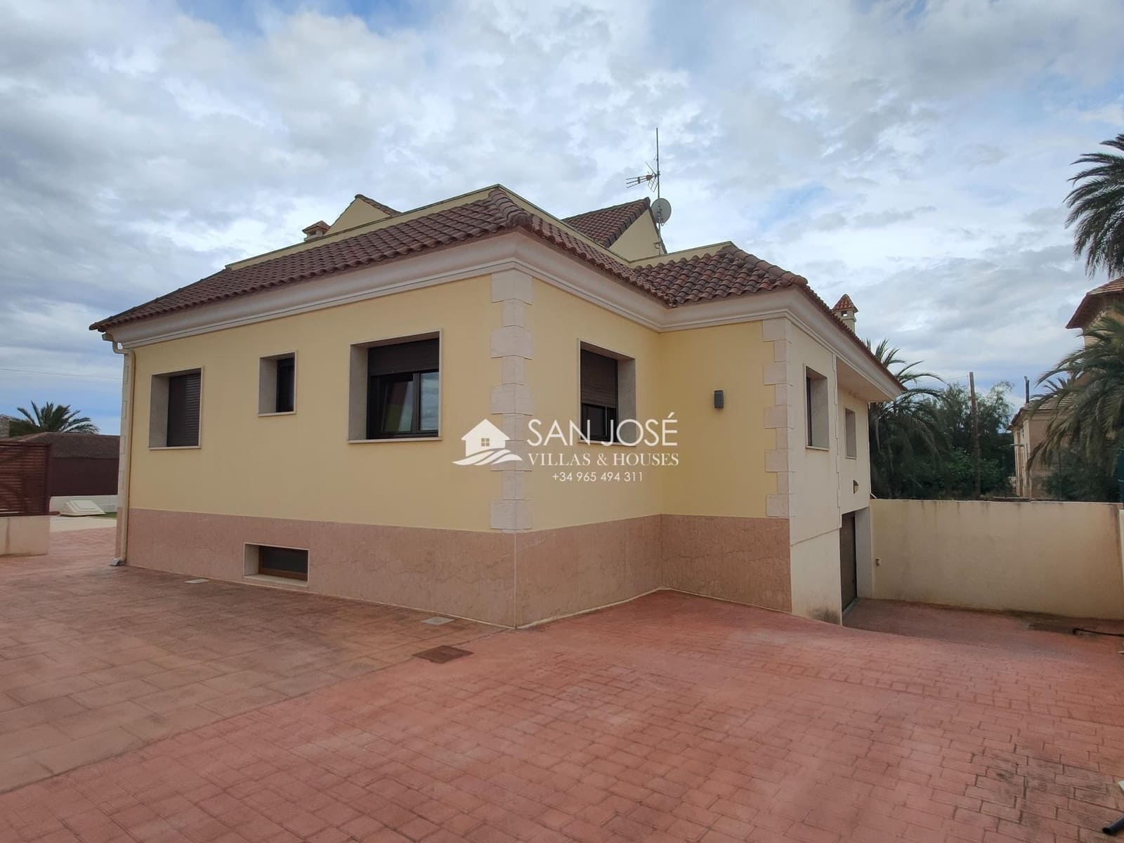 5 sypialnia Willa na sprzedaż w Aspe z basenem - 525 000 € (Ref: 9005329)