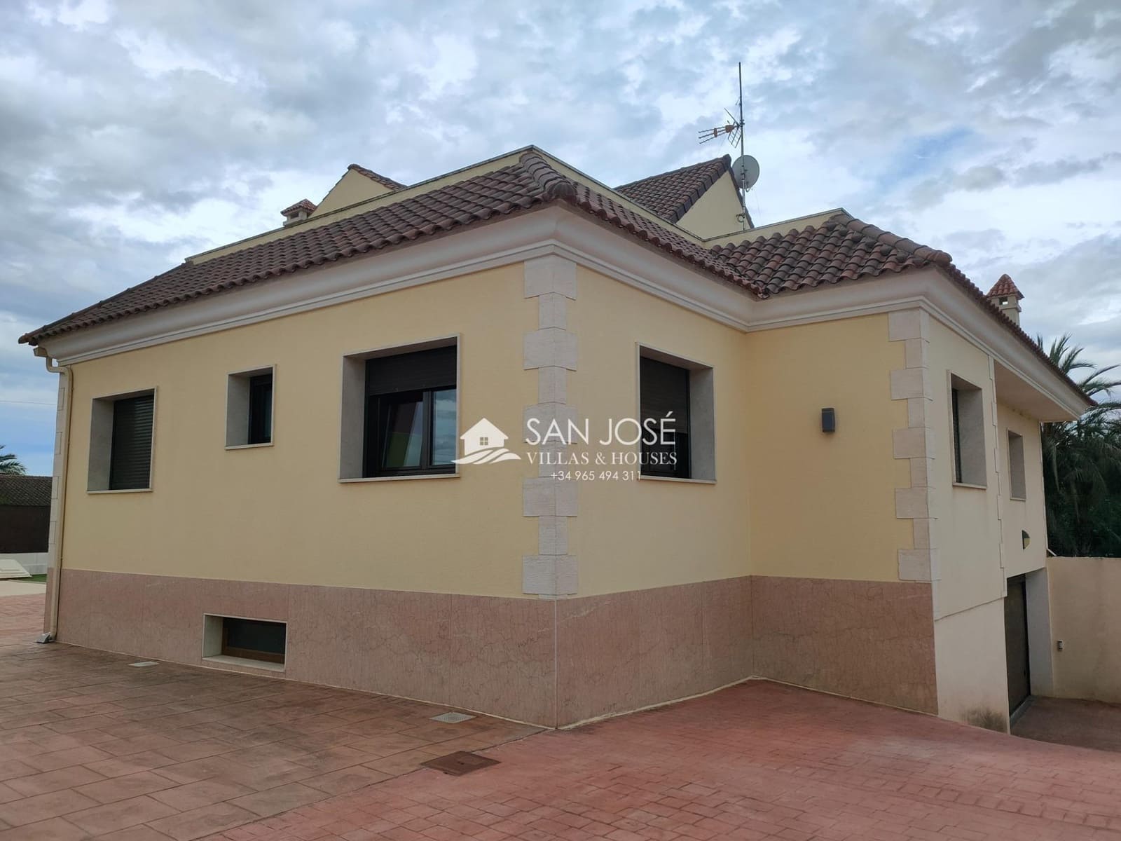 5 sypialnia Willa na sprzedaż w Aspe z basenem - 525 000 € (Ref: 9005329)