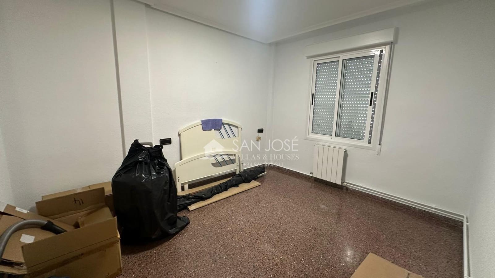 3 bedroom Flat for rent in Aspe - € 700 (Ref: 9014537)