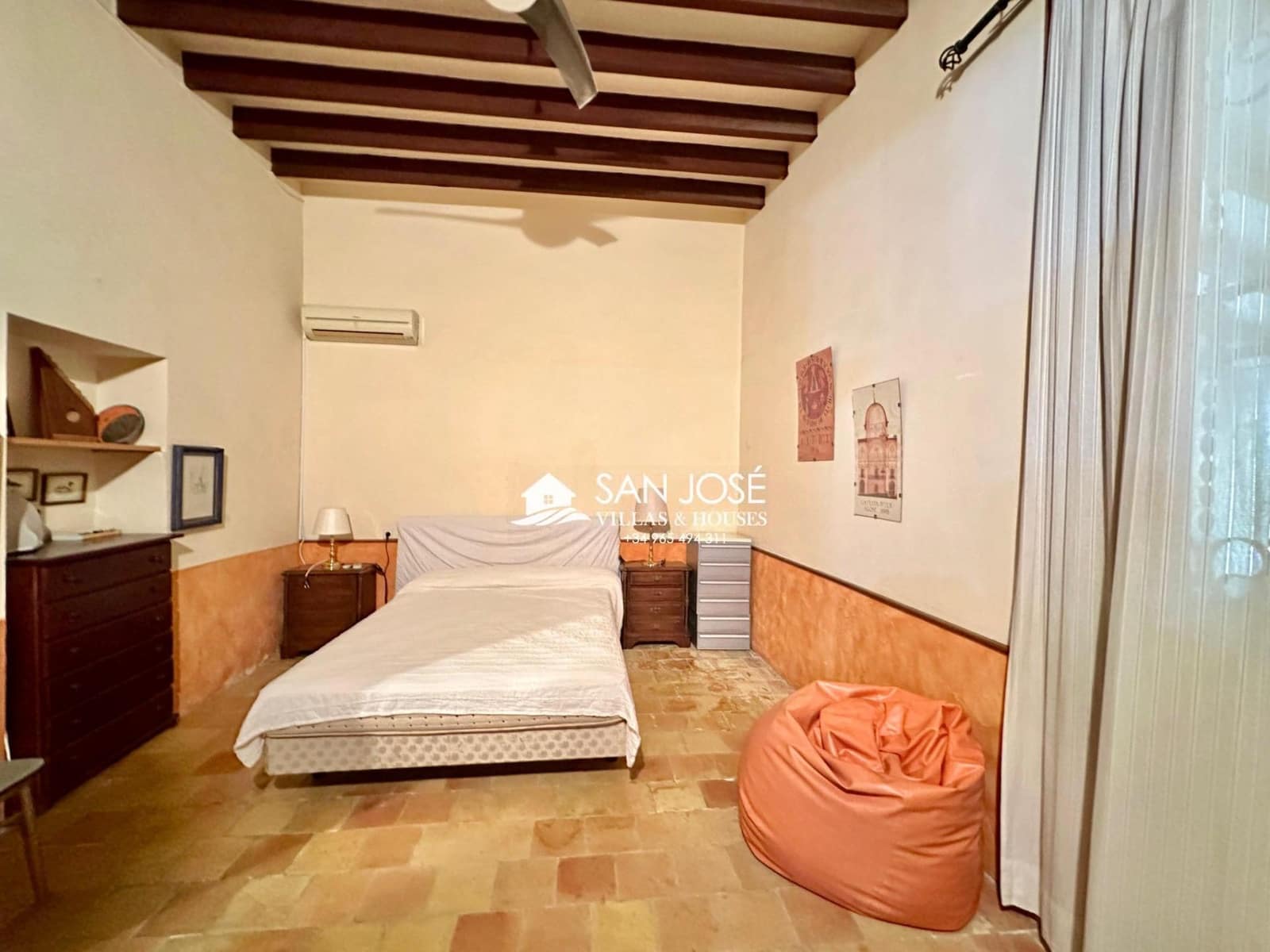 5 soveværelse Villa til salg i Daimes med swimmingpool - € 1.200.000 (Ref: 9023764)