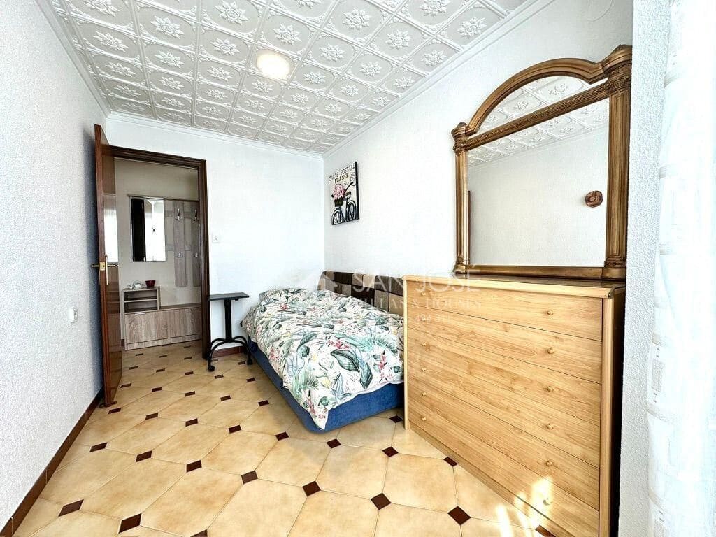 3 chambre Appartement à vendre à Novelda - 82 000 € (Ref: 9035930)