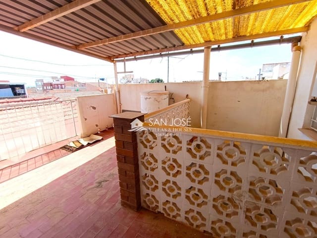 6 bedroom Townhouse for sale in Novelda - € 185,000 (Ref: 9036863)
