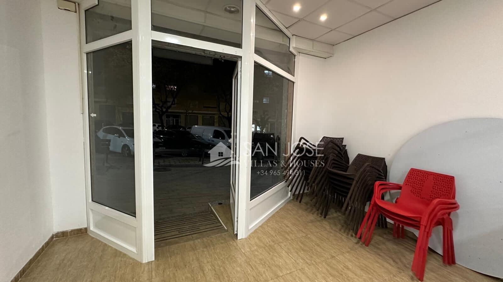 3 bedroom Commercial for sale in Aspe - € 74,260 (Ref: 9042519)