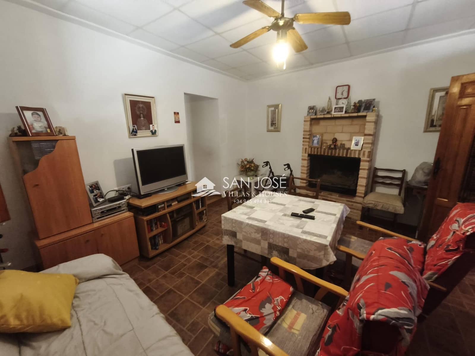 Chalet de 3 habitaciones en Aspe en venta con piscina - 143.000 € (Ref: 9042520)