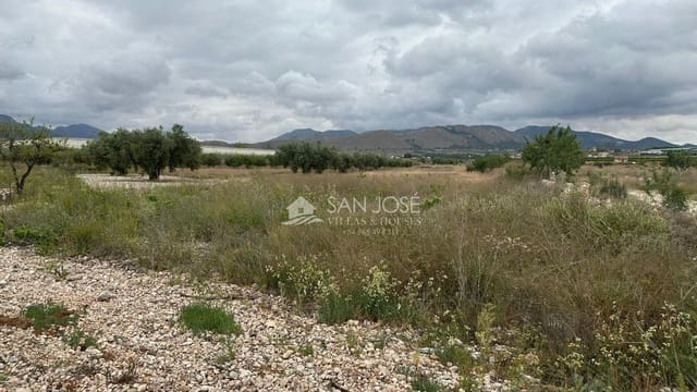 Commercial for sale in La Romana - € 39,840 (Ref: 9049061)