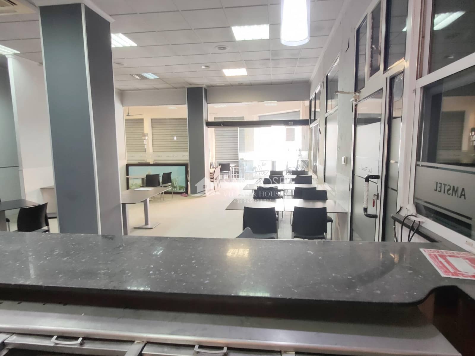 Erhverv til salg i Novelda - € 270.000 (Ref: 9049064)