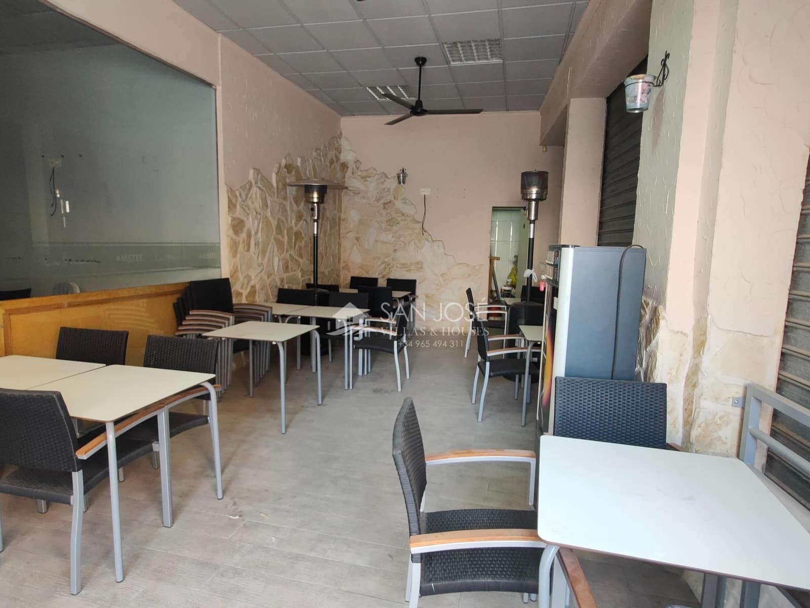 Erhverv til salg i Novelda - € 270.000 (Ref: 9049064)