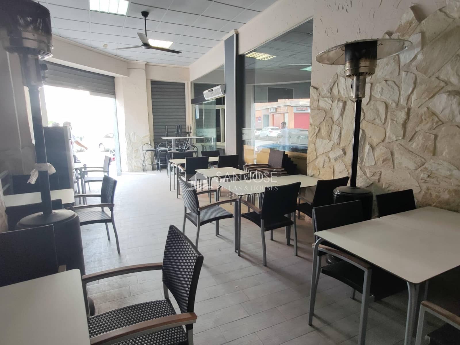 Erhverv til salg i Novelda - € 270.000 (Ref: 9049064)