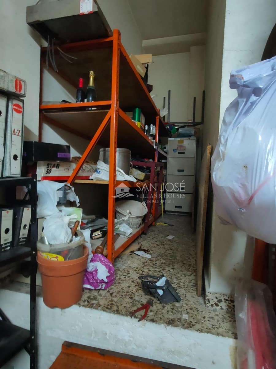 Erhverv til salg i Novelda - € 270.000 (Ref: 9049064)