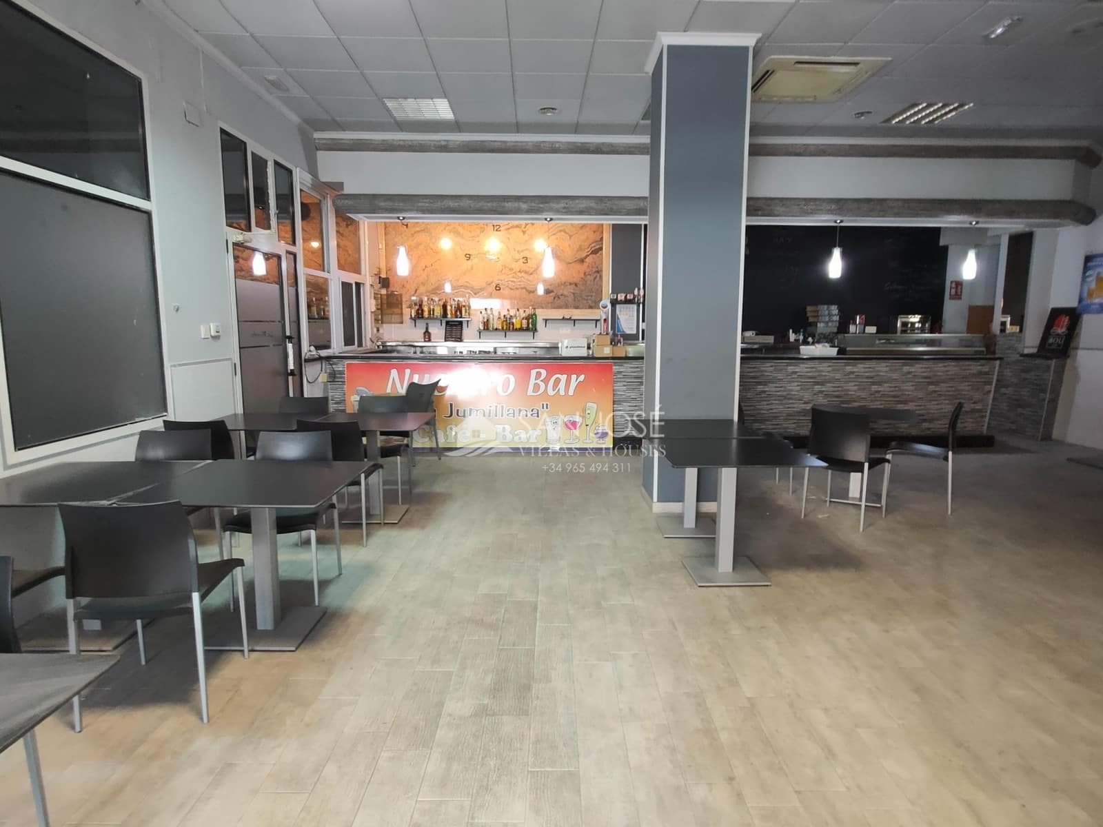 Erhverv til salg i Novelda - € 270.000 (Ref: 9049064)