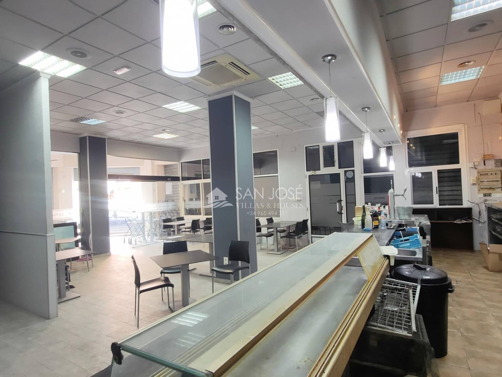 Erhverv til salg i Novelda - € 270.000 (Ref: 9049064)