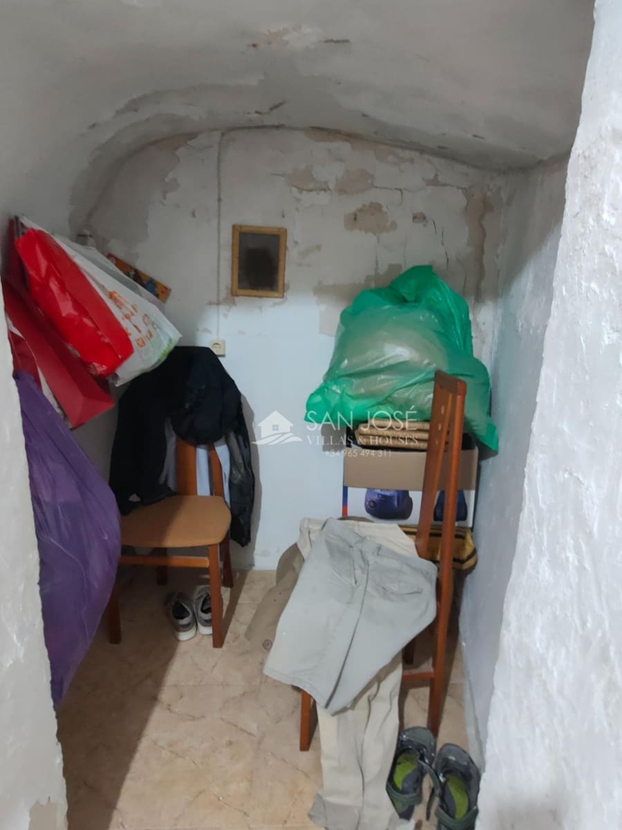 2 soveværelse Hulehus til salg i Aspe med garage - € 96.000 (Ref: 9062589)