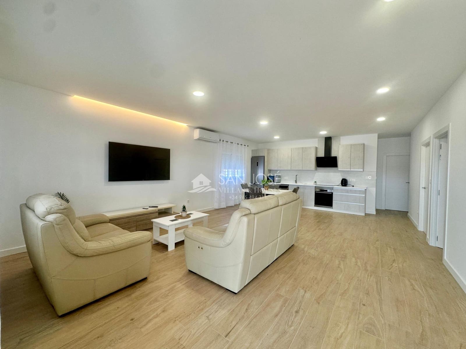 3 quarto Moradia para arrendar em Aspe - 1 500 € (Ref: 9075828)