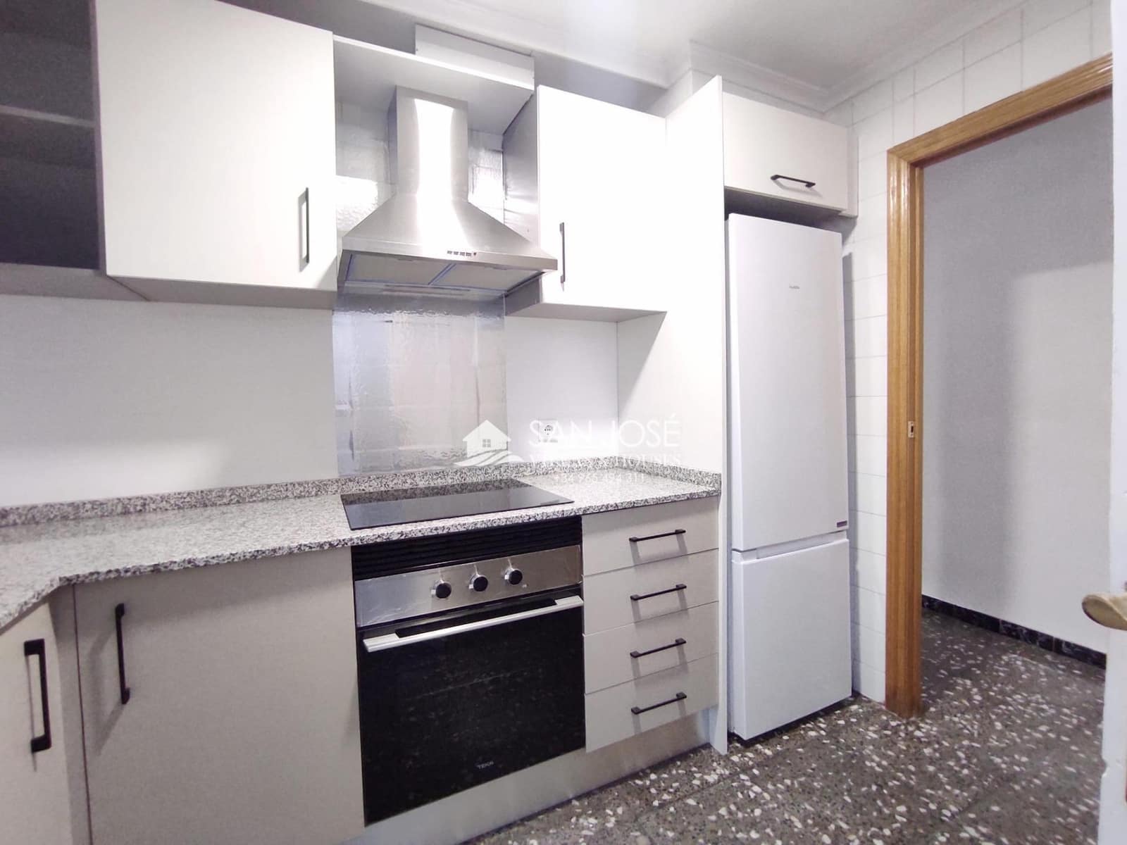 3 bedroom Flat for sale in Novelda - € 110,000 (Ref: 9132576)