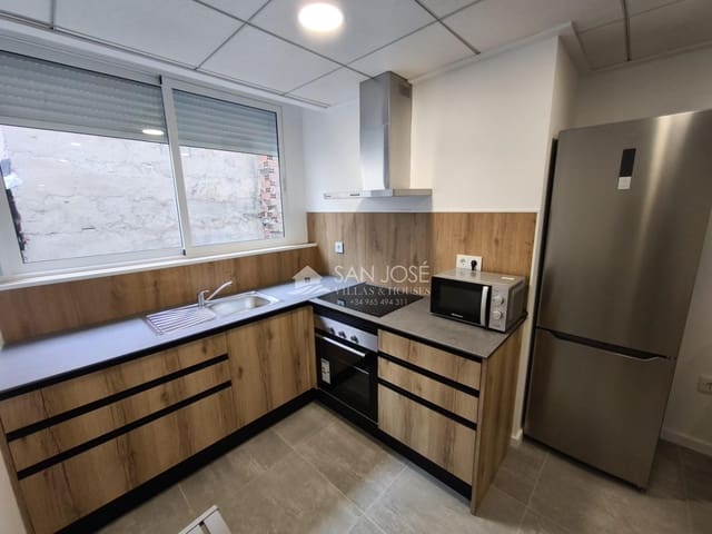 2 soveværelse Lejlighed til leje i Aspe - € 550 (Ref: 9174877)