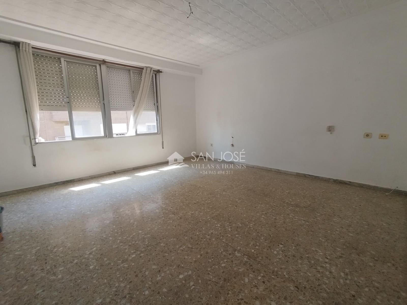 4 soverom Leilighet til salgs i Novelda med garasje - € 125 000 (Ref: 9174879)