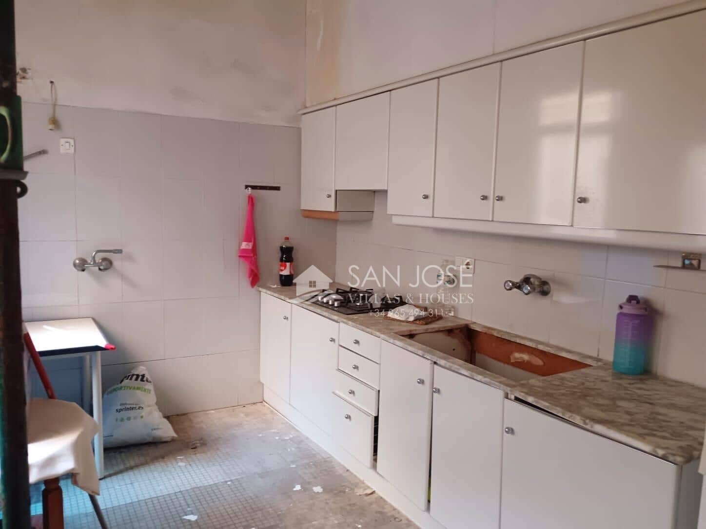 6 soverom Hus til salgs i Aspe - € 96 000 (Ref: 9209507)