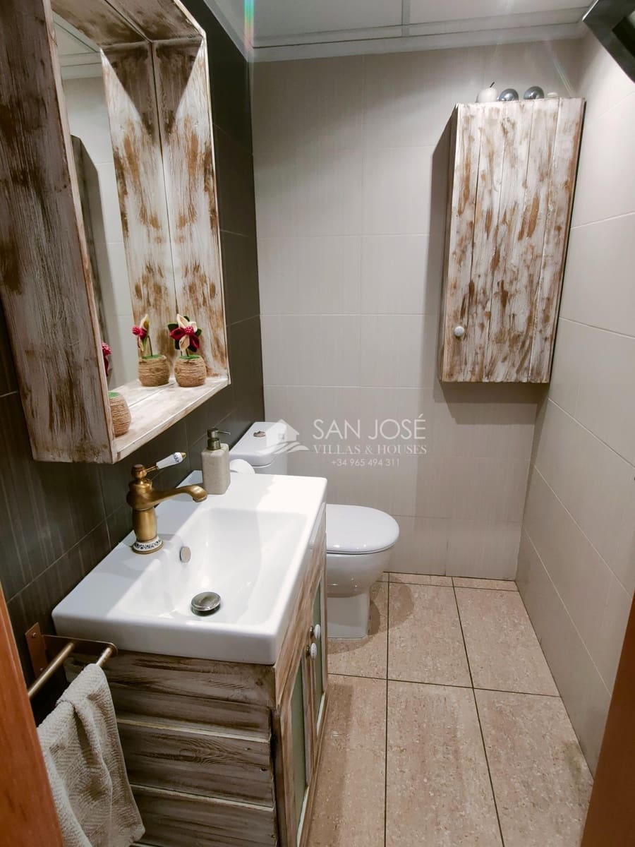 3 soveværelse Villa til salg i Monforte del Cid med swimmingpool - € 315.000 (Ref: 9236772)