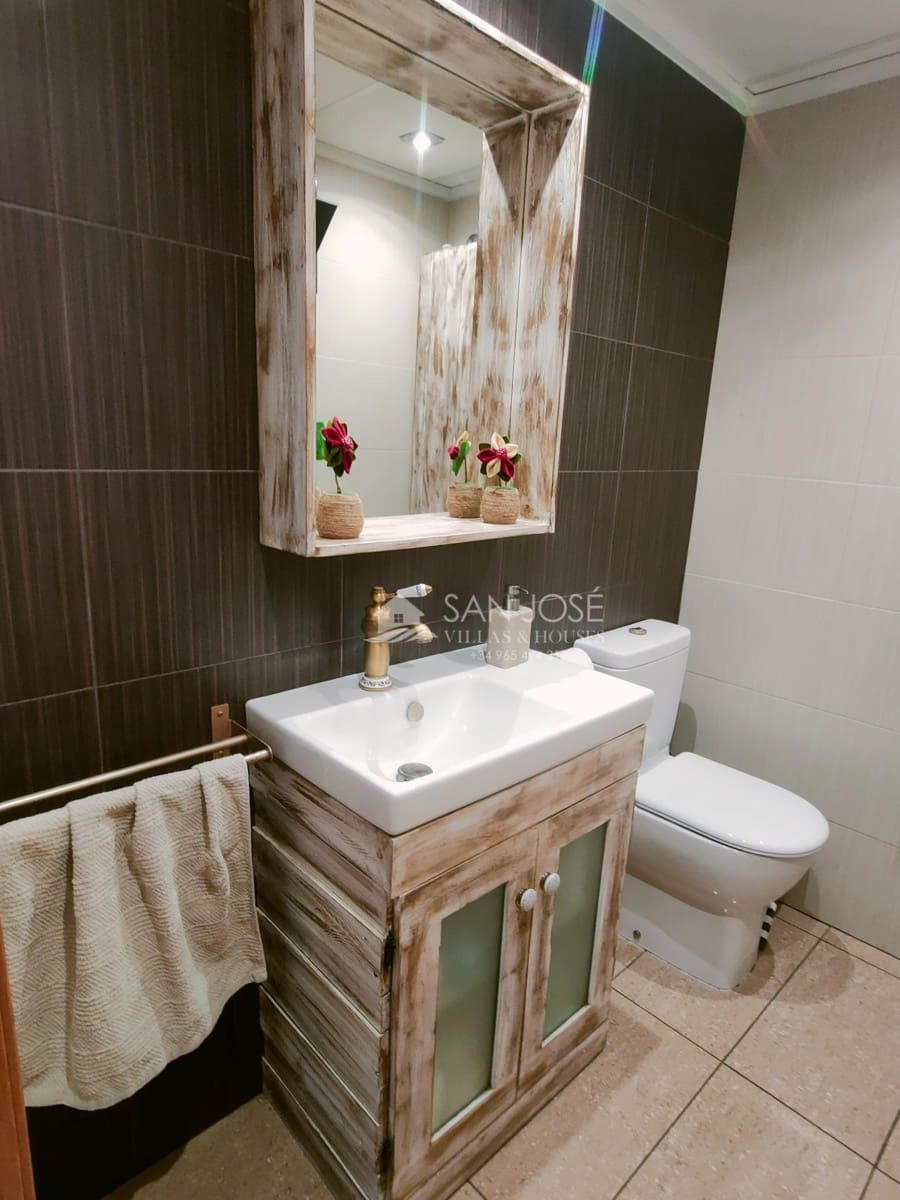 3 soveværelse Villa til salg i Monforte del Cid med swimmingpool - € 315.000 (Ref: 9236772)