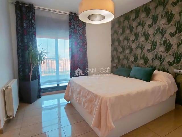 3 soveværelse Villa til salg i Monforte del Cid med swimmingpool - € 315.000 (Ref: 9236772)