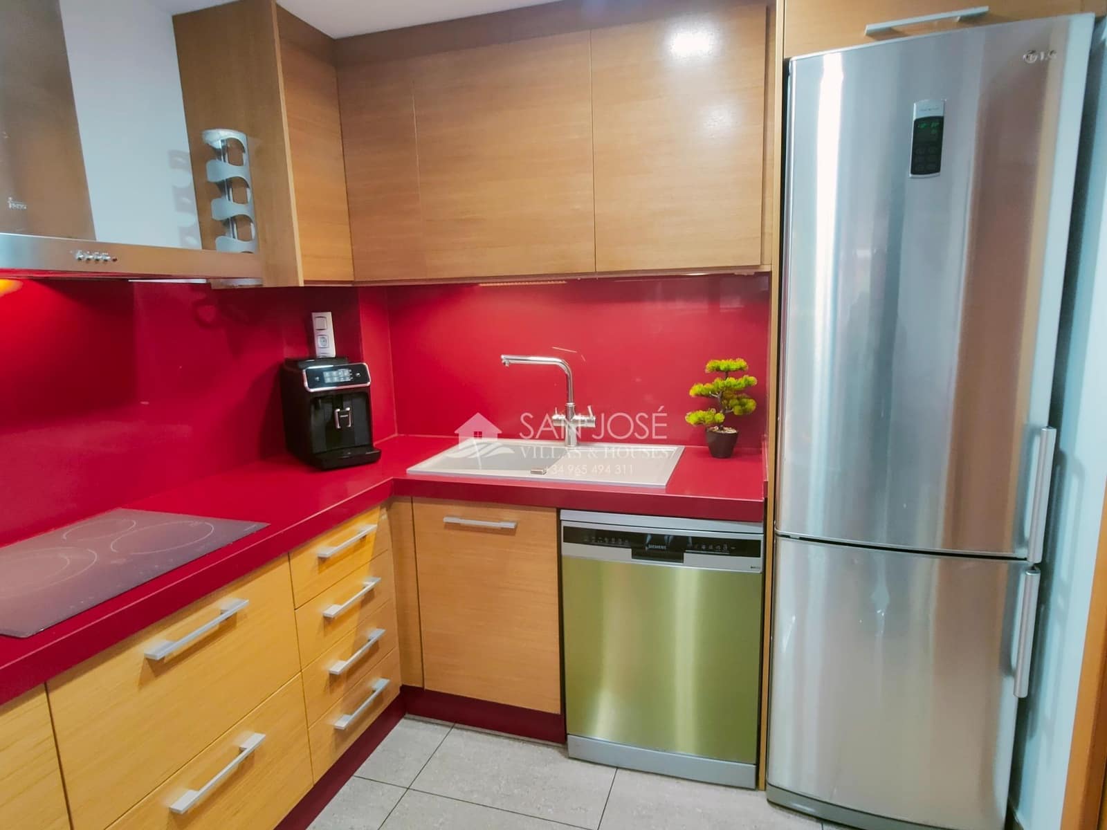 3 soveværelse Villa til salg i Monforte del Cid med swimmingpool - € 315.000 (Ref: 9236772)