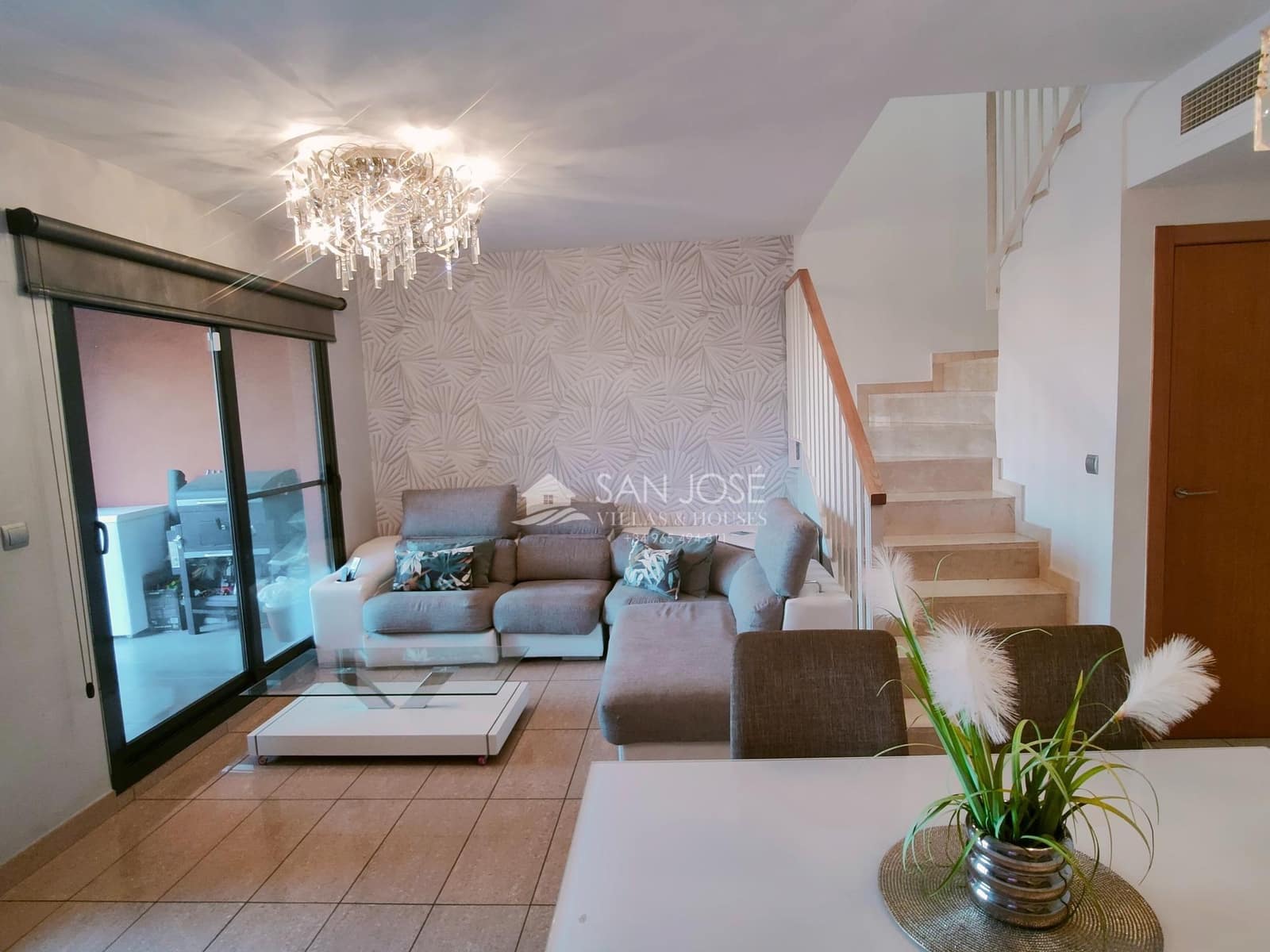 3 soveværelse Villa til salg i Monforte del Cid med swimmingpool - € 315.000 (Ref: 9236772)