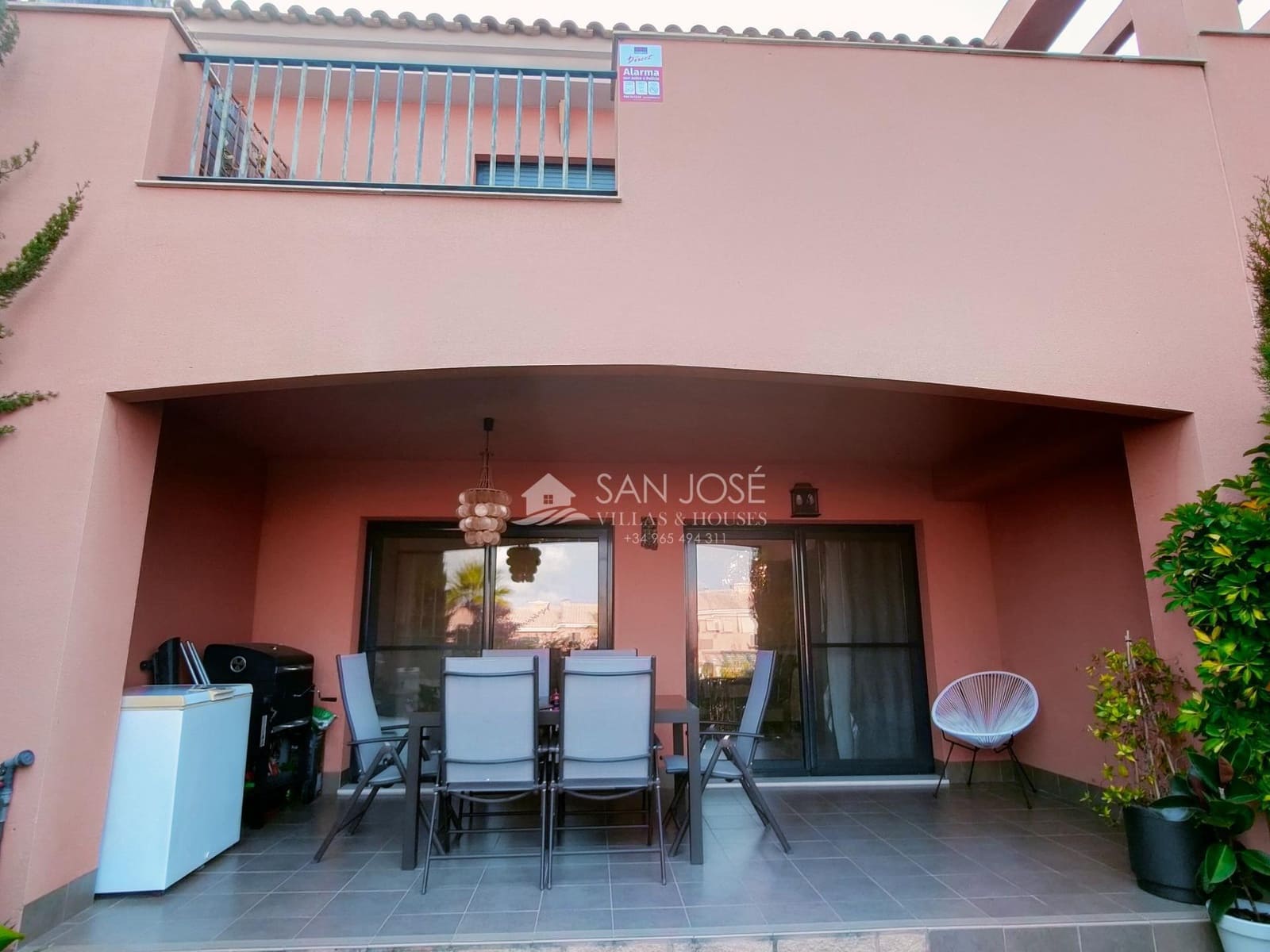 3 soveværelse Villa til salg i Monforte del Cid med swimmingpool - € 315.000 (Ref: 9236772)