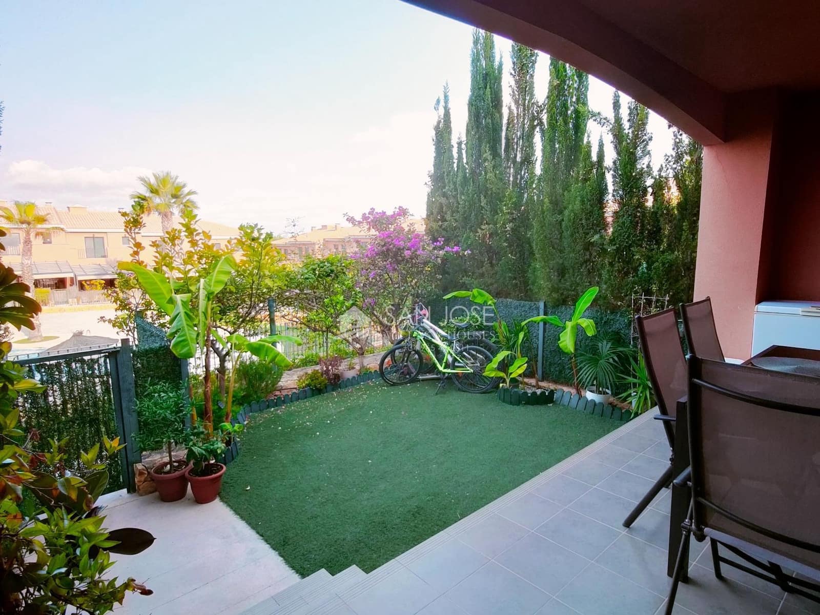 3 soveværelse Villa til salg i Monforte del Cid med swimmingpool - € 315.000 (Ref: 9236772)