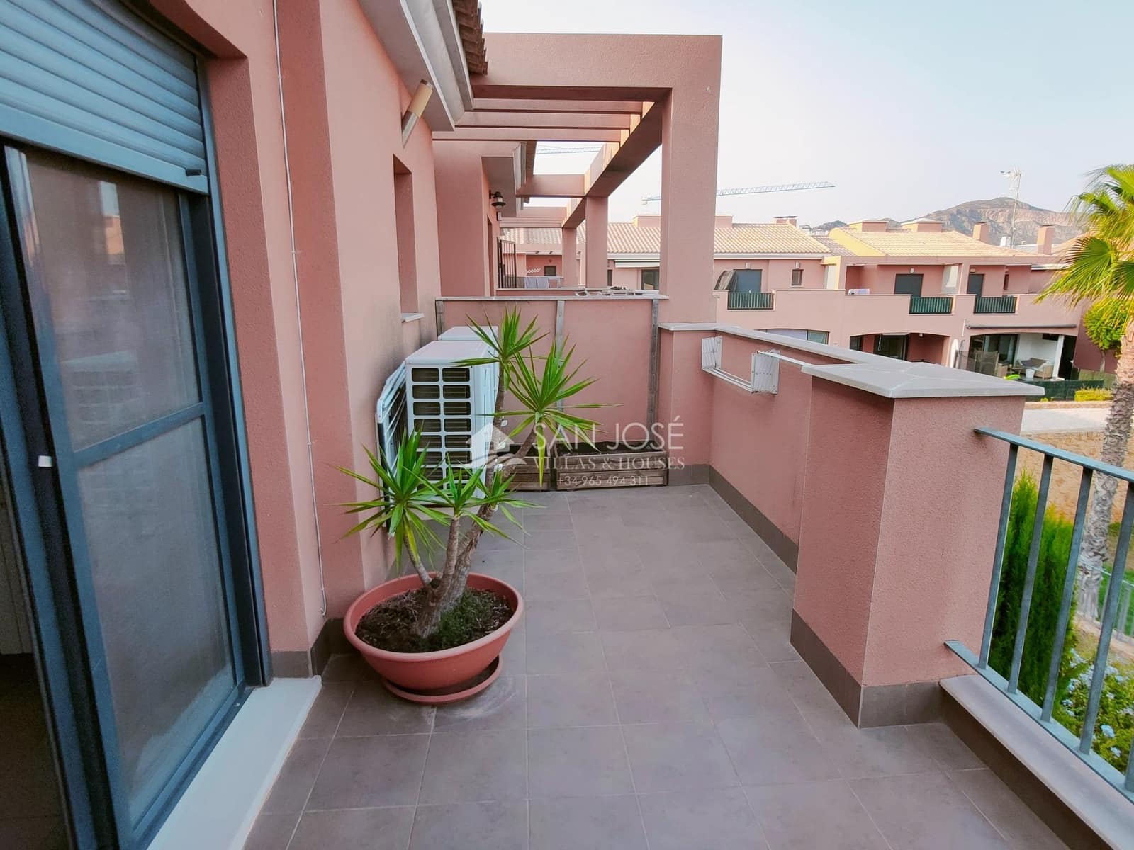 3 soveværelse Villa til salg i Monforte del Cid med swimmingpool - € 315.000 (Ref: 9236772)