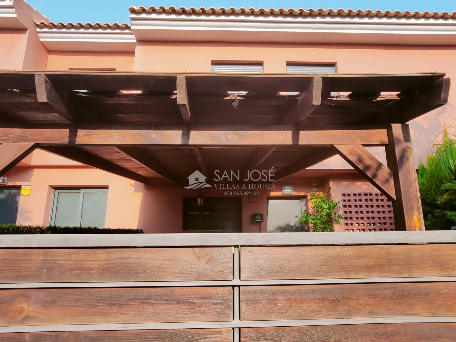 3 soveværelse Villa til salg i Monforte del Cid med swimmingpool - € 315.000 (Ref: 9236772)