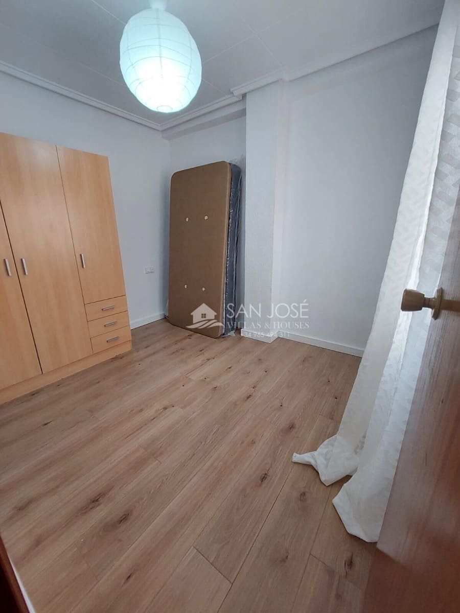 3 Zimmer Wohnung zu vermieten in Aspe - 600 € (Ref: 9236774)