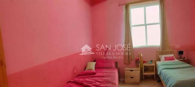 Chalet de 3 habitaciones en Monóvar / Monóver en venta con piscina - 190.000 € (Ref: 9240267)