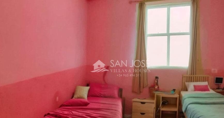 Chalet de 3 habitaciones en Monóvar / Monóver en venta con piscina - 190.000 € (Ref: 9240267)