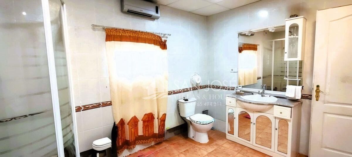 Chalet de 3 habitaciones en Monóvar / Monóver en venta con piscina - 190.000 € (Ref: 9240267)