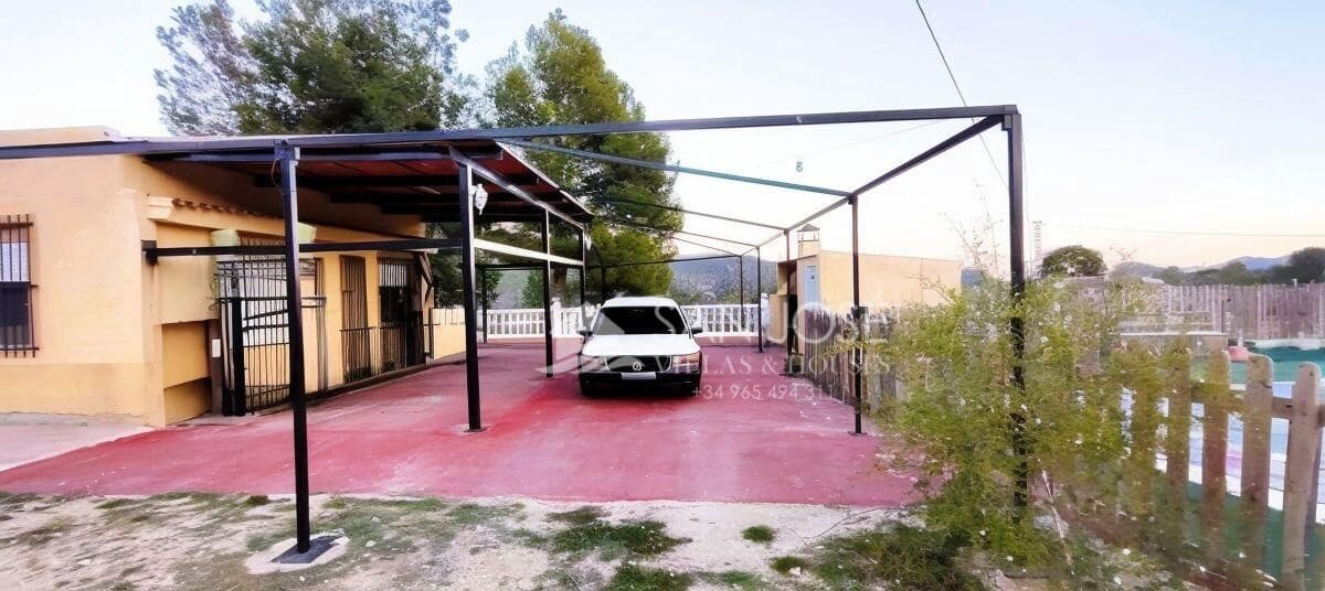 Chalet de 3 habitaciones en Monóvar / Monóver en venta con piscina - 190.000 € (Ref: 9240267)