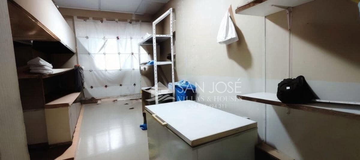 Chalet de 3 habitaciones en Monóvar / Monóver en venta con piscina - 190.000 € (Ref: 9240267)